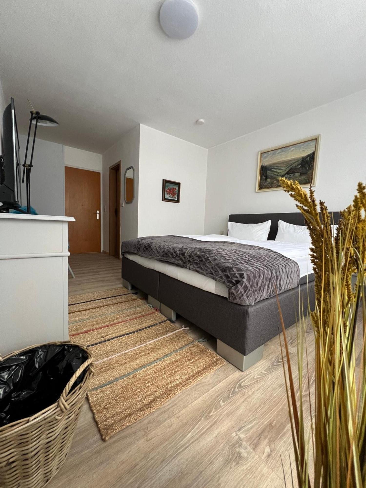 Haus Zum Guten Hirten Steinsfeld Kültér fotó